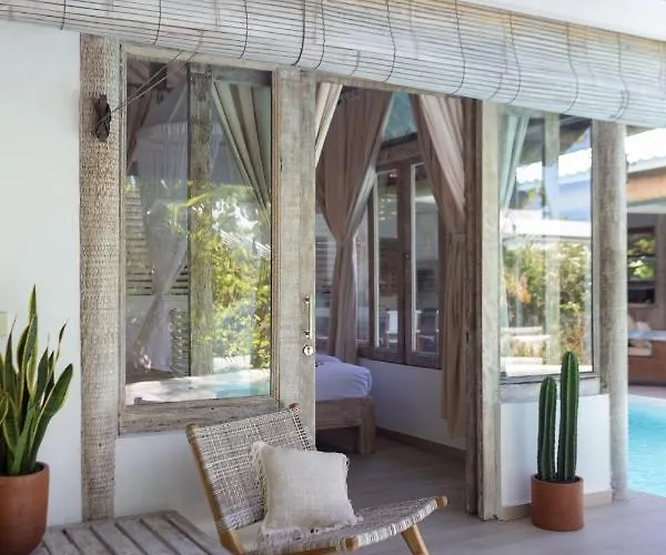Cocowhite Villa