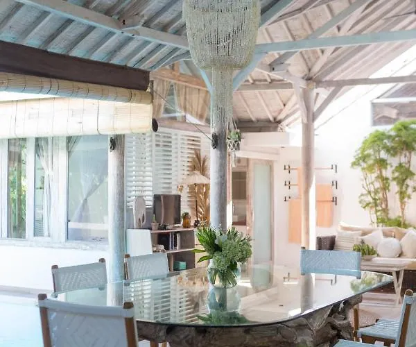 Cocowhite Villa *