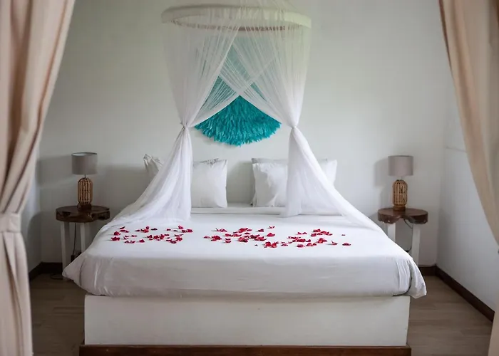Cocowhite Seminyak (Bali)